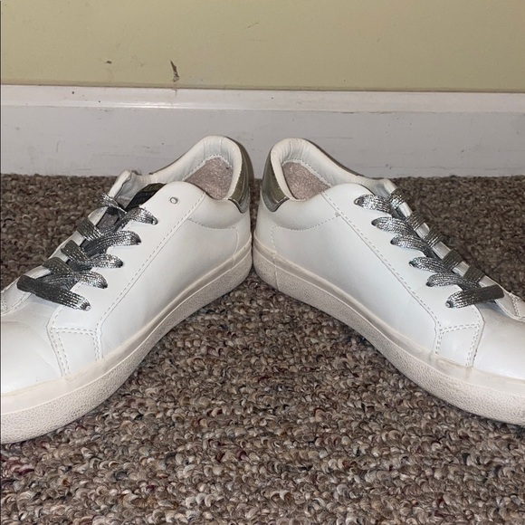 Womens Vintage Havana Lucy Star Lace Up White Pebble/Grey Sneakers - Picture 2 of 10